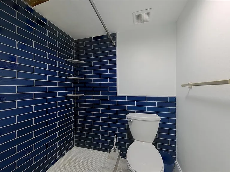 10215 Regal Dr #4 — Photo 26