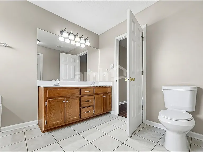 1400 Pendulum Dr N — Photo 11