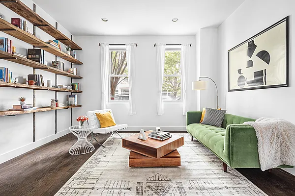 Sold by Compass | media 1