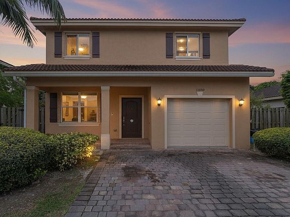 3rd image of 11050 SW 225th Terrace