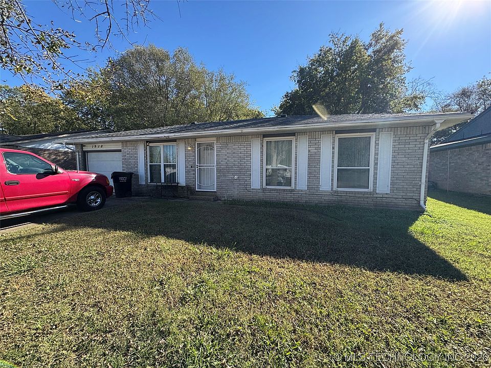 1st image of 1918 E 61st Ct N