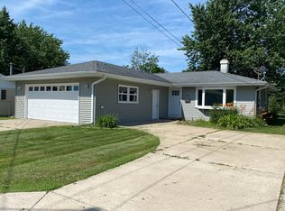 430 S Virginia St, Coal City, IL 60416