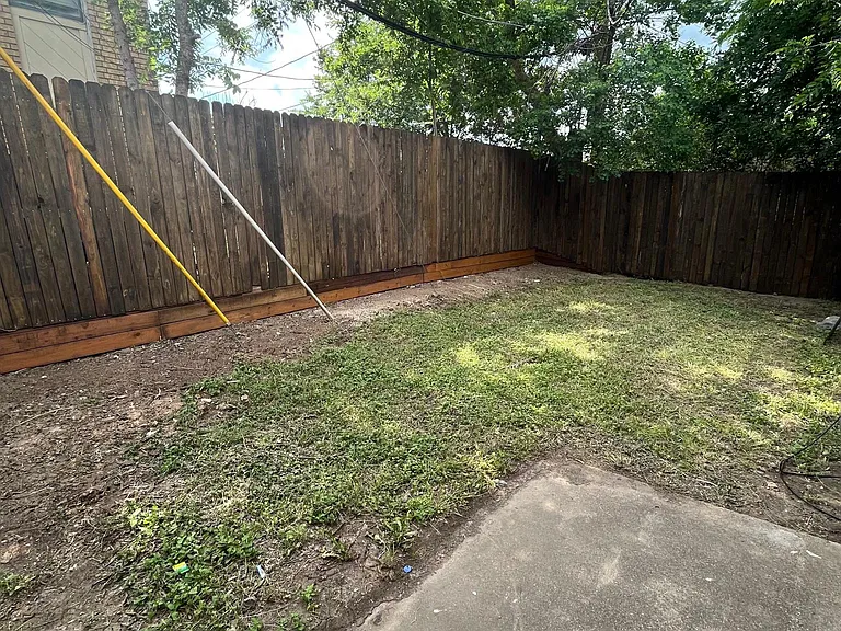 6308 Shasta Trl — Photo 21