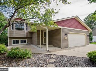 12136 Kentucky Cir, Champlin, MN 55316