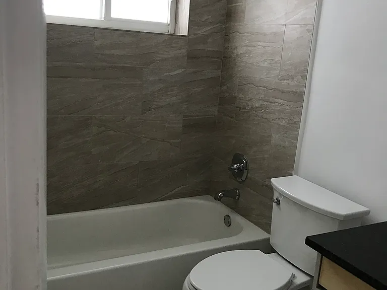 5420 NW 11th St #205 — Photo 6
