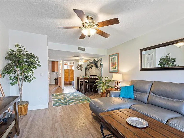 1300 Seaway Dr #B10 — Photo 12