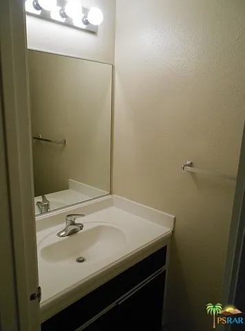 68 Lakeview Cir — Photo 6