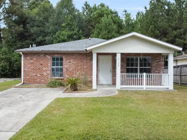 6102 W Forrest St, Bay Saint Louis, MS 39520