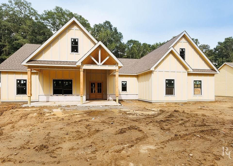 1st image of 2165 Lee Road 281
