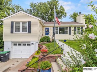 7522 Vinton St, Omaha, NE 68124