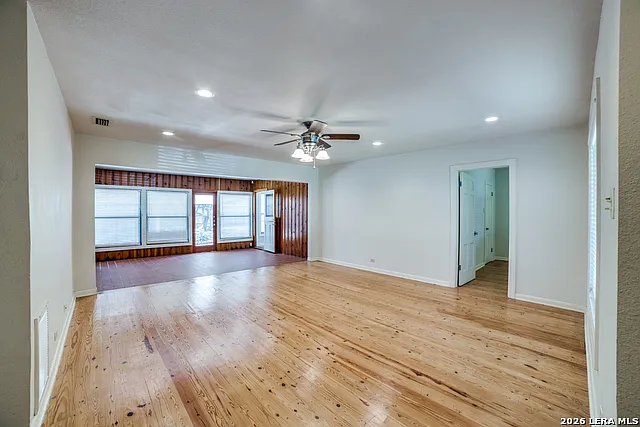244 Halcyon Pl — Photo 10
