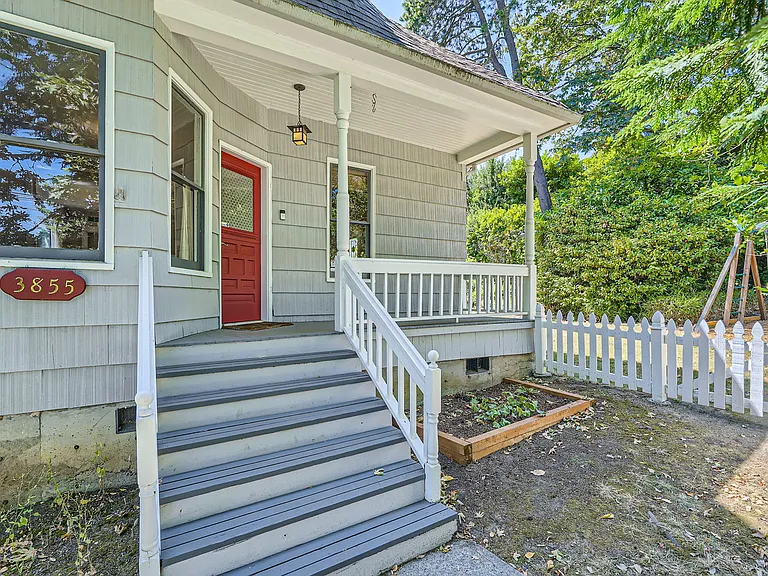 3855 S Brandon St — Photo 2