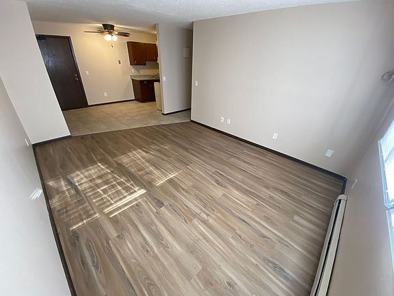 2nd image of 2520 Fairoak Ave #204