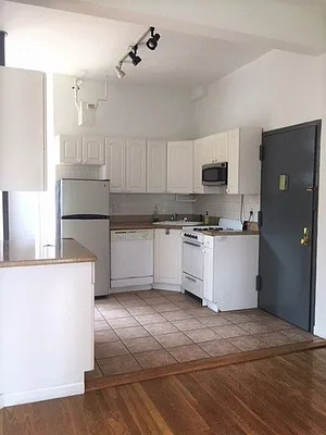 Rented by Yael Dunsky Real Estate | media 25