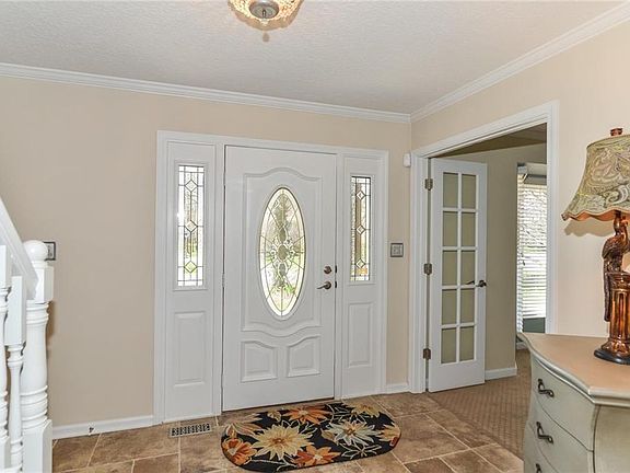 2nd image of 8244 Fawnsbrook Dr