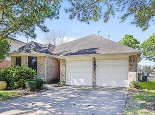 10503 Oleander Point Dr, Houston, TX 77095