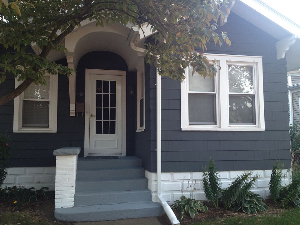 Cedar shake siding