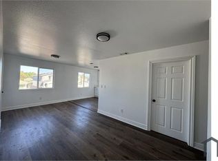 410 E 105th St, Los Angeles, CA 90003