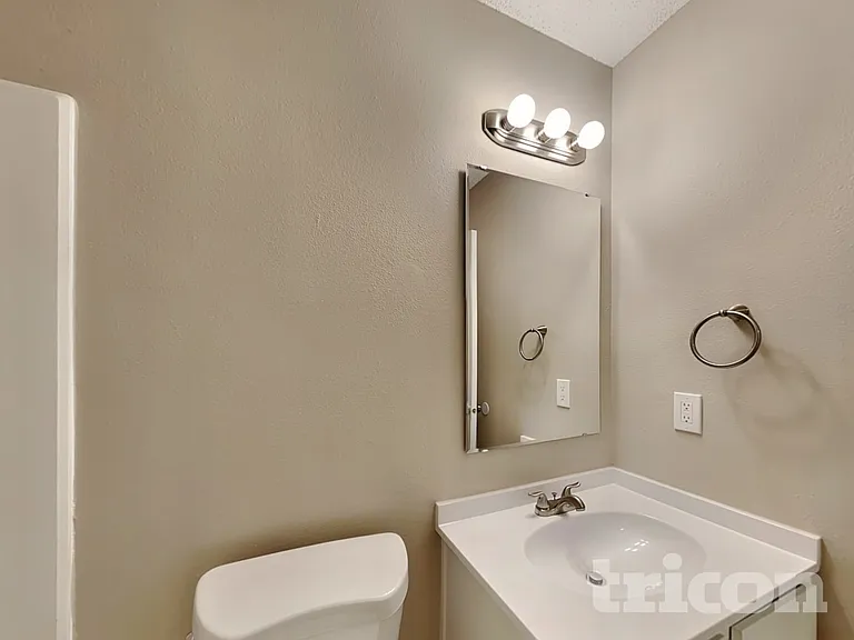 675 Country Gate Dr — Photo 14