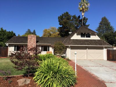 1025 Robin Hood Ct, Los Altos, CA, 94024