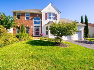 25 Larkspur Dr, Dayton, NJ, 08810