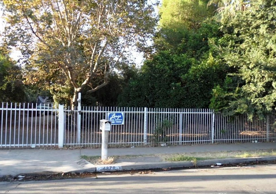 2nd image of 4870 E Tulare St