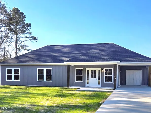 2587 Grifton Hugo Road, Hookerton, NC 28538