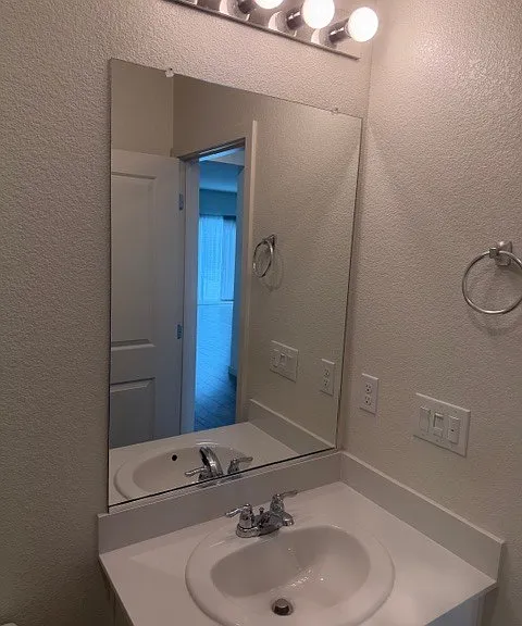 6831 Oakum Way — Photo 9