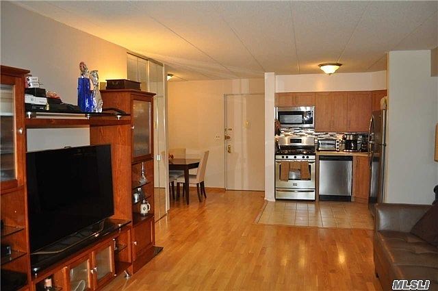 1st image of 21302 42nd Ave APT 4B