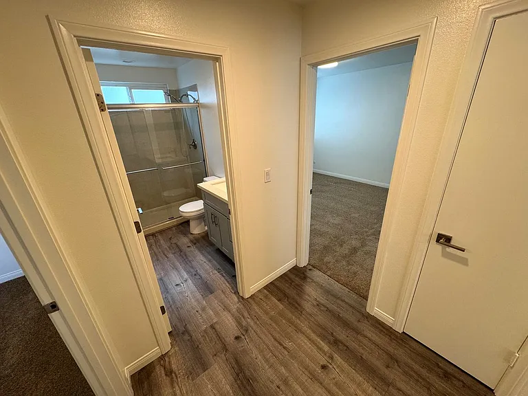 Casa Madrid Apartments — Photo 15