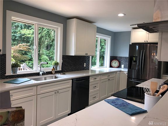 2nd image of 18404 24th Ave NE