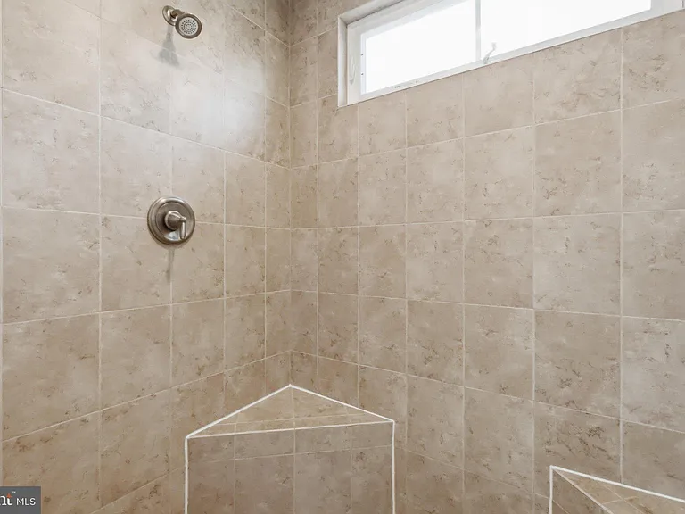 3589 Katherine Way — Photo 36