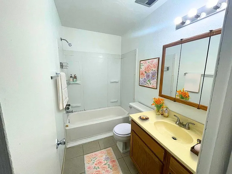 Welcome Home to Orchard Apartments Comfort and Convenience in Muncie — Photo 21