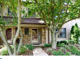 53 Woodstream Dr, Chesterbrook, PA 19087