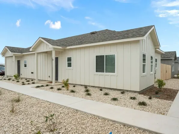 North Creek Cottages
