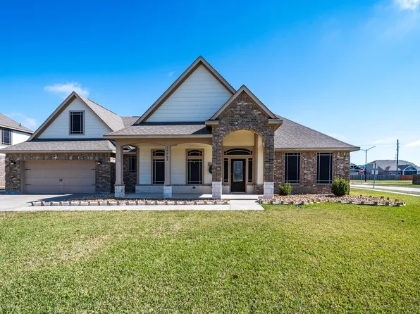 14063 Belmont Cir, Mont Belvieu, TX 77523