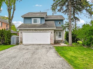 183 W Algonquin Rd, Des Plaines, IL 60016