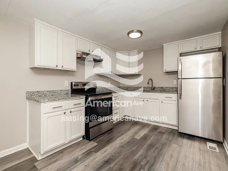 1564893_006_kitchen_6.jpg