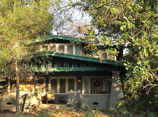 2396 Highland Ave, Altadena, CA 91001