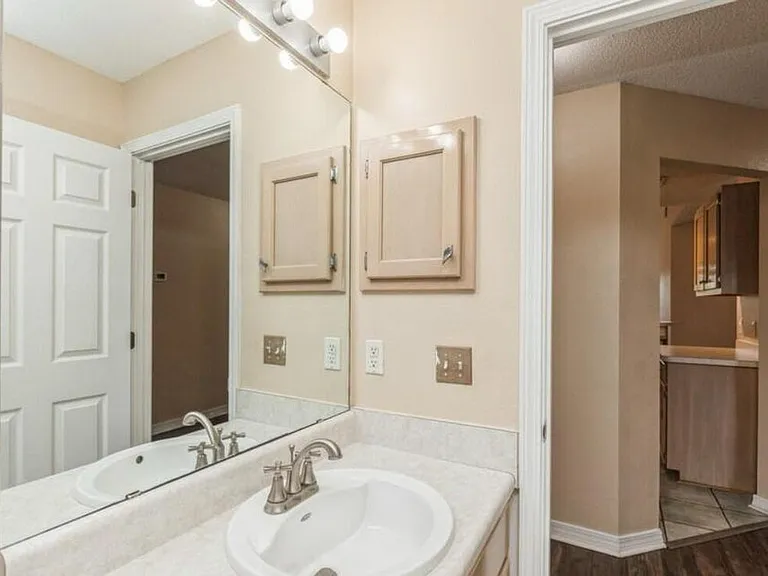 9637 Leeward Way — Photo 13