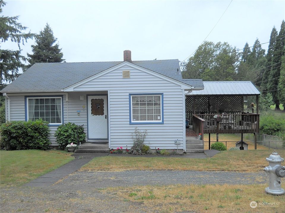 1st image of 2984 40th Avenue NE