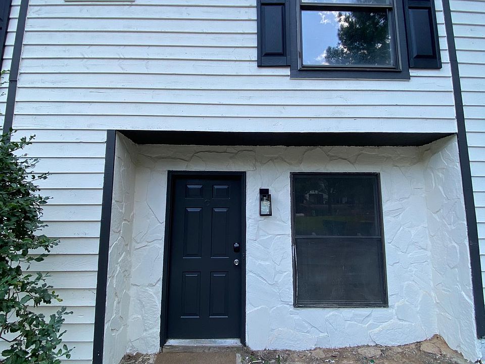 1st image of 6418 Baker Ct #D