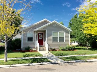 2992 E Saddle Rock Rd, Eagle Mountain, UT 84005