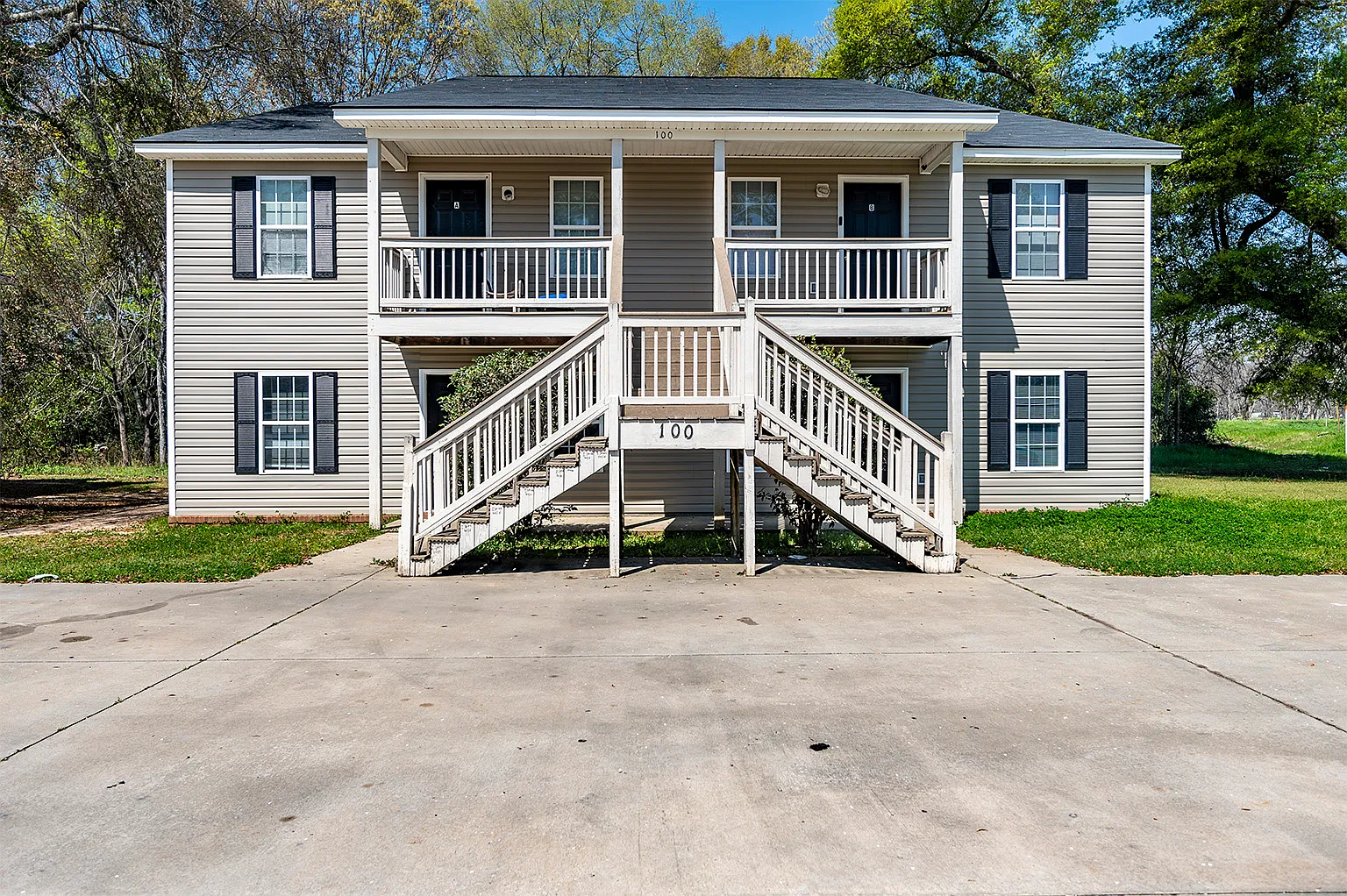 3 bed, 1152 sqft, $1,025 — Photo 3