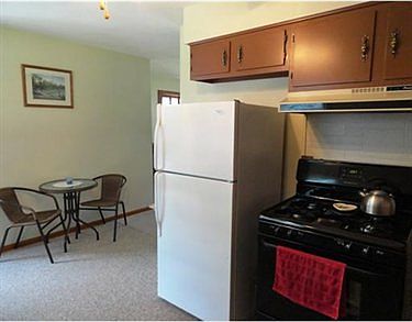 3rd image of 2031 S Manor Dr