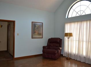 99 River Ridge Dr, Waco, TX 76705