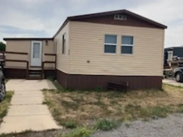 311 Custer St, Belle Fourche, SD 57717