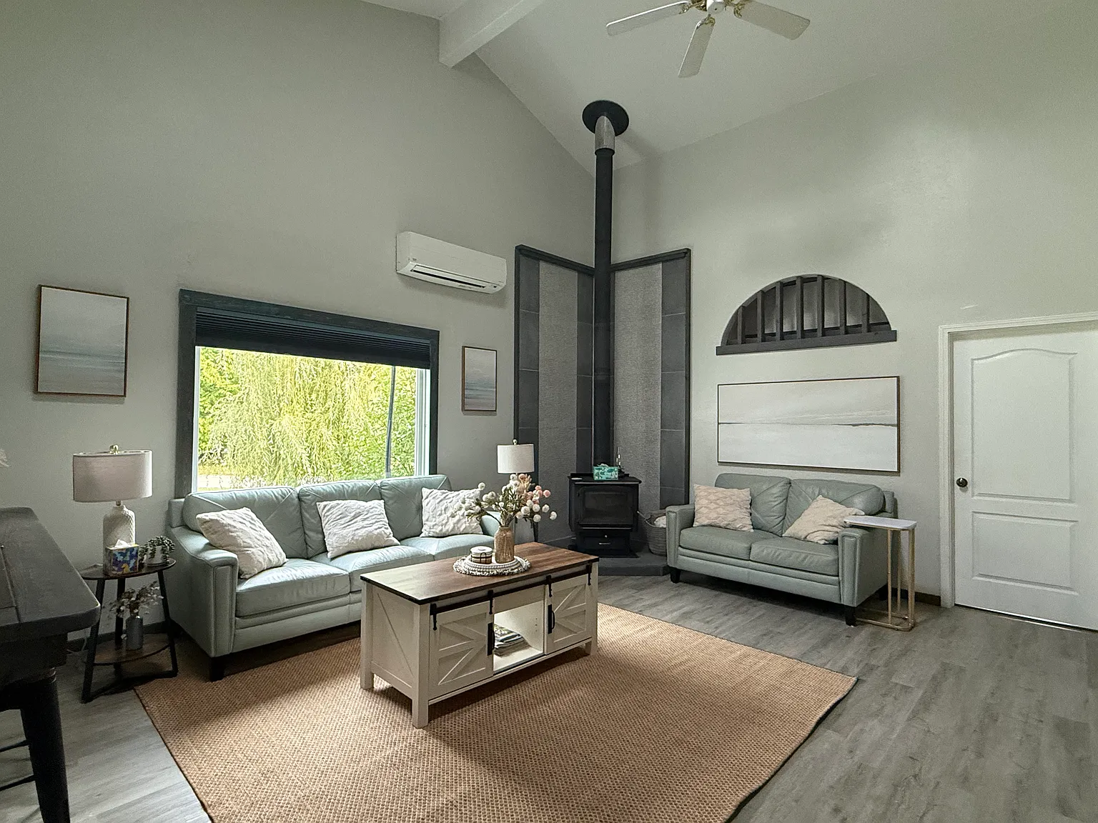 3 bed, 2100 sqft, $2,000 — Photo 3