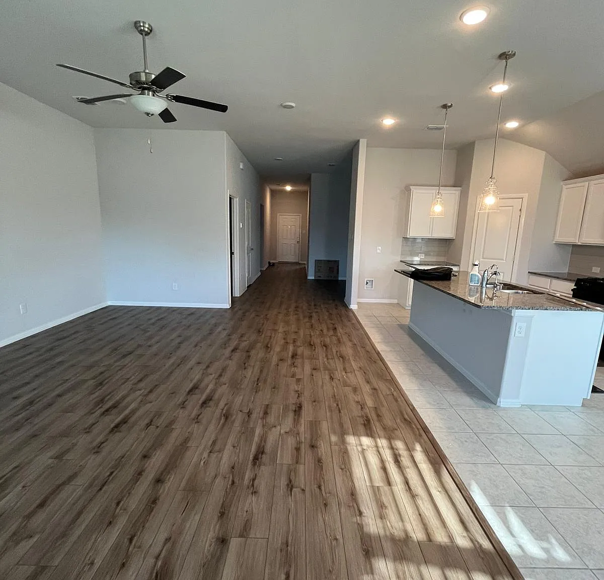 4 bed, 2119 sqft, $2,600 — Photo 3