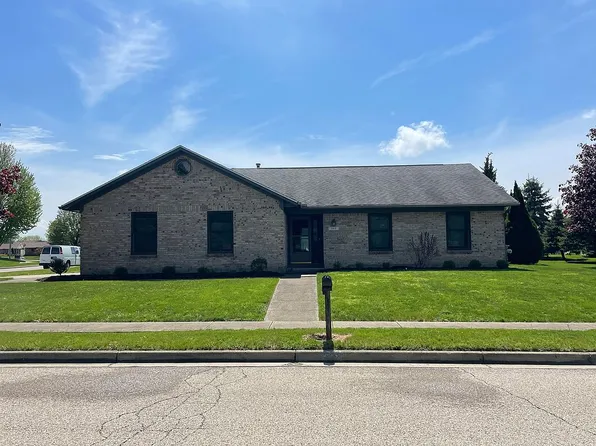 103 Studebaker Ct, Brookville, OH 45309